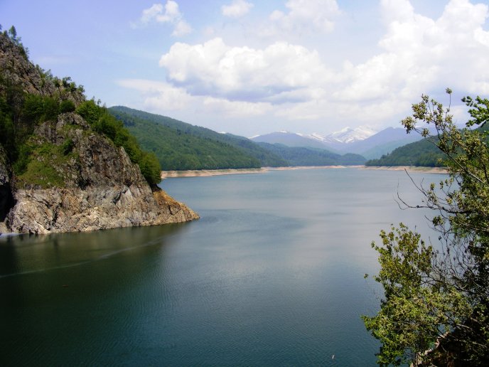 Vidraru lake - beautiful landscape