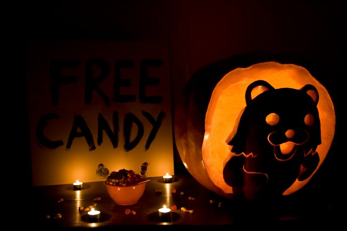 Trick or Treat - free candy - Halloween wallpaper
