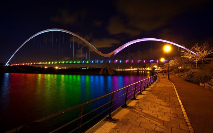Rainbow bridge - show colors on the water