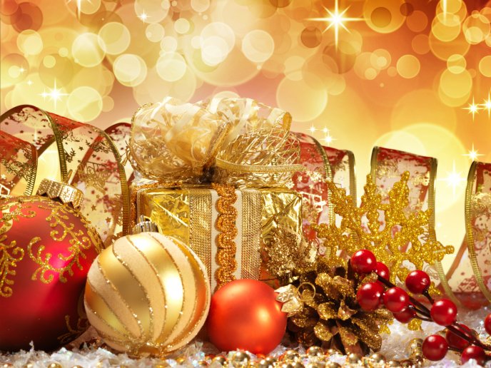 Golden presents and accessories for a perfect Christmas