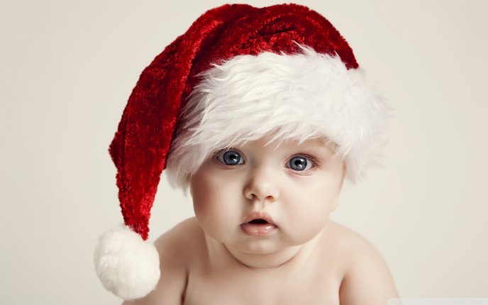 Wonderful baby Santa - HD winter wallpaper