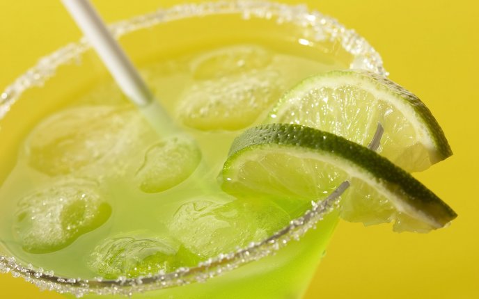 Fresh limonade with limes and ice cubes - Summer drink