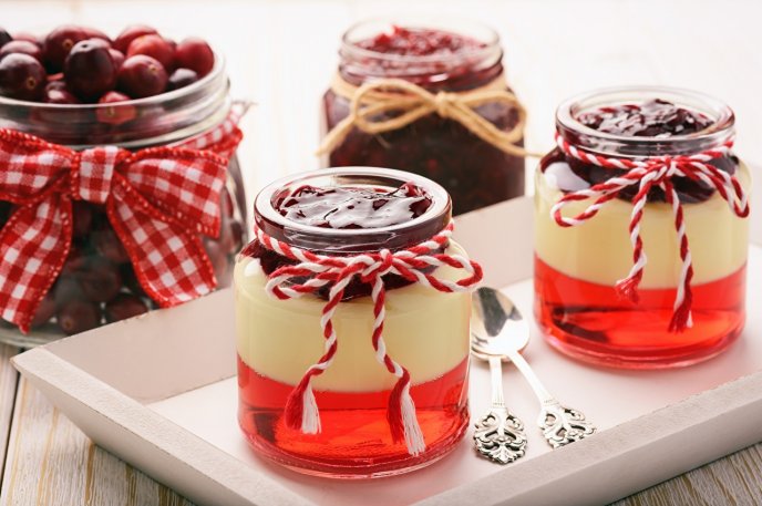 Jelly dessert in a jam - Trio red white and brown chocolate