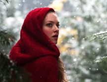 Amanda Seyfried as Red Riding Hood HD wallpaper