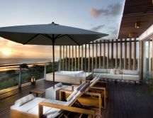 Terrace overlooking the sea - the perfect home