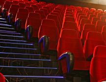 Beautiful red chairs on the cinema - HD wallpaper