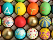 Lots of painted eggs - prepare for Easter