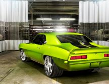 Green Chevrolet Coupe - Old car wallpaper