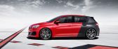 Black and red Peugeot 308 R - Side of car