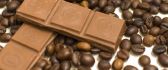 Chocolate with milk and coffee beans - HD wallpaper