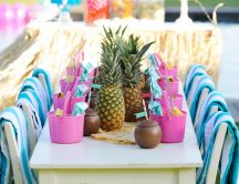 Delicious cocktails for kids - summer pool party