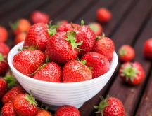 Delicious strawberries - Spring red fruits