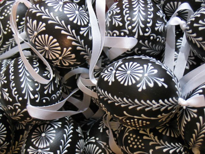 Black painted eggs