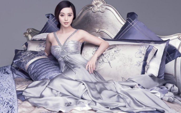 Silver dress fan bingbing stars actress china