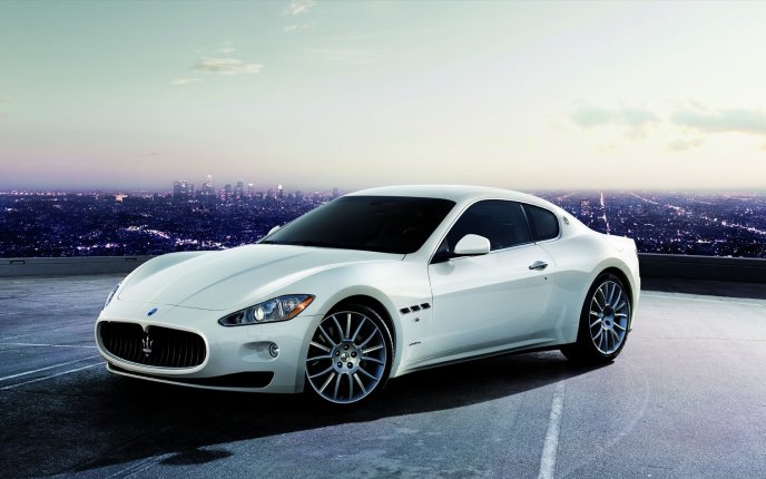 White Maserati grand turismo - beautiful sport car