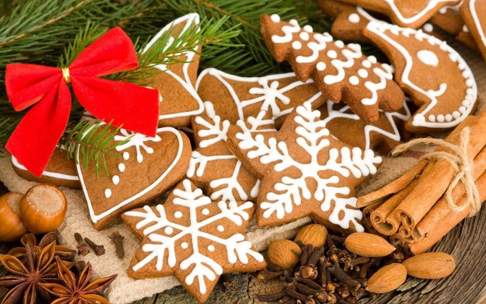 Crispy cinnamon cookies for Santa Claus HD wallpaper