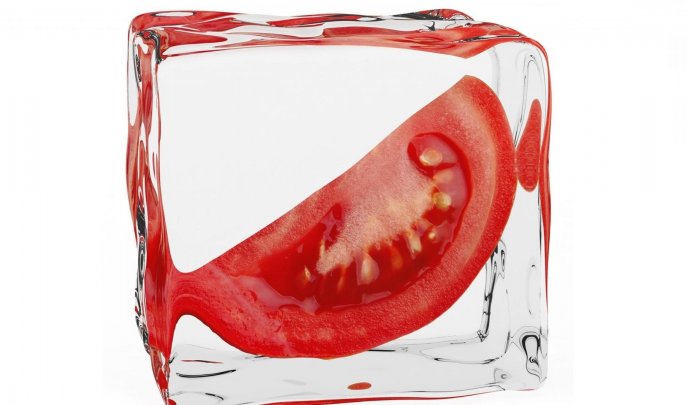 Red slice of tomatoes inside of an ice cube - HD wallpaper