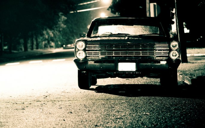 Old car on the road in the night - HD wallpaper