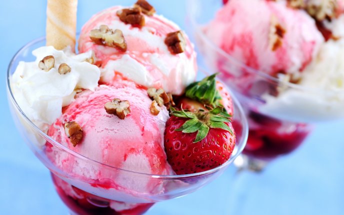 Delicious strawberry ice-cream with nuts