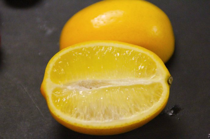 Delicious lemon - perfect fruit for tea