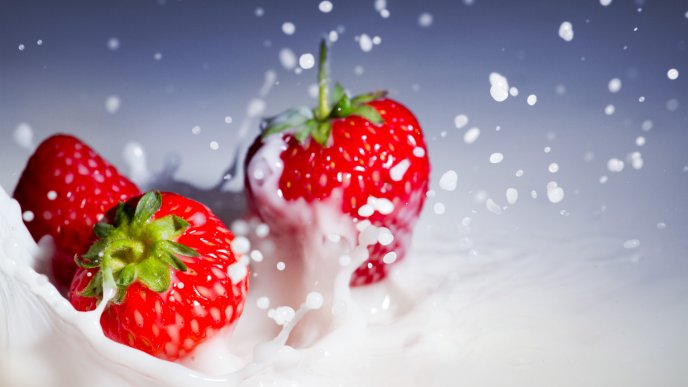 Strawberry dropped in milk - macro HD wallpaper