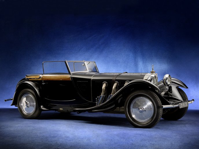 Black Mercedes Benz 680S by 1928 - Vintage car