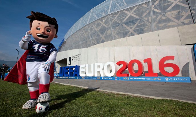Big mascot UEFA Euro 2016 in France