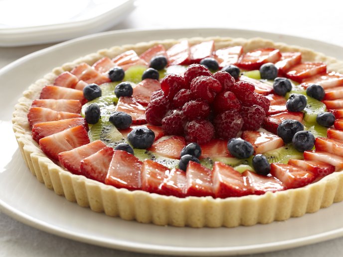 Delicious tart with summer fruits - HD sweet moments