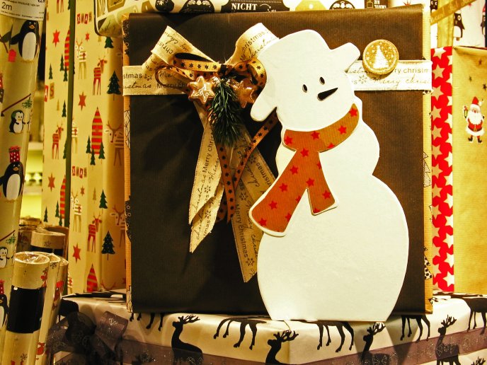 Lots of Christmas presents are ready to go - Snowman