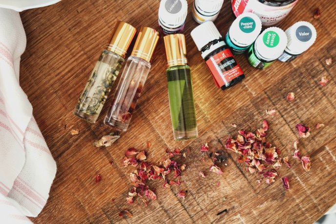 Different recipes from essential oils from Young Living