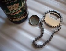 Bike chain bottle opener - HD wallpaper