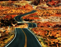 Long road through the desert HD wallpaper