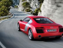 New car from Audi in 2013 - Audi R8-V8