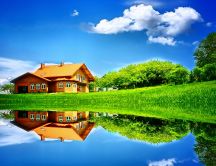 Beautiful holiday house - mirror in the lake