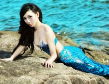 A beautiful mermaid to shoot - HD wallpaper