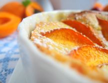 Apricot souffle - a delicious summer dessert