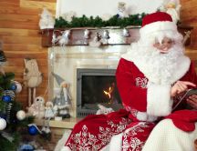 Smart Santa Claus using technology this year