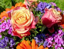 Wonderful bouquet of spring flowers - Orange roses