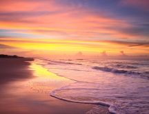 Golden sunset at the beach - Wonderful summer holiday